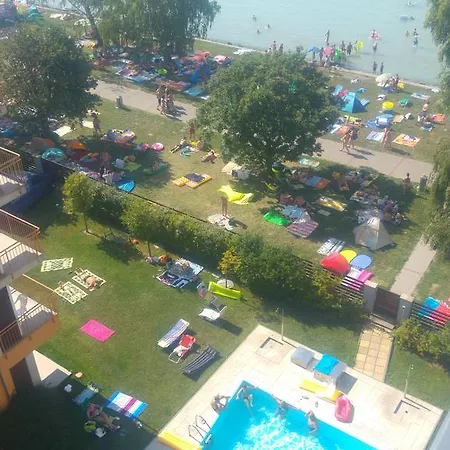 Διαμέρισμα Csenge Apartman Σίοφοκ